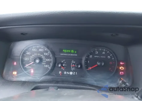 2011 Ford Crown Victoria Police Interceptor z USA, uszkodzony, nr VIN 2FABP7BV2BX167881